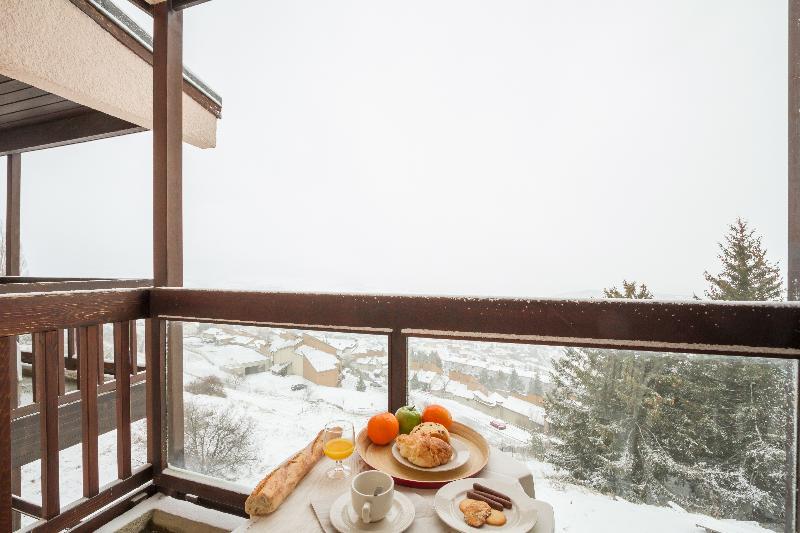 Pierre & Le Pedrou Aparthotel 3*