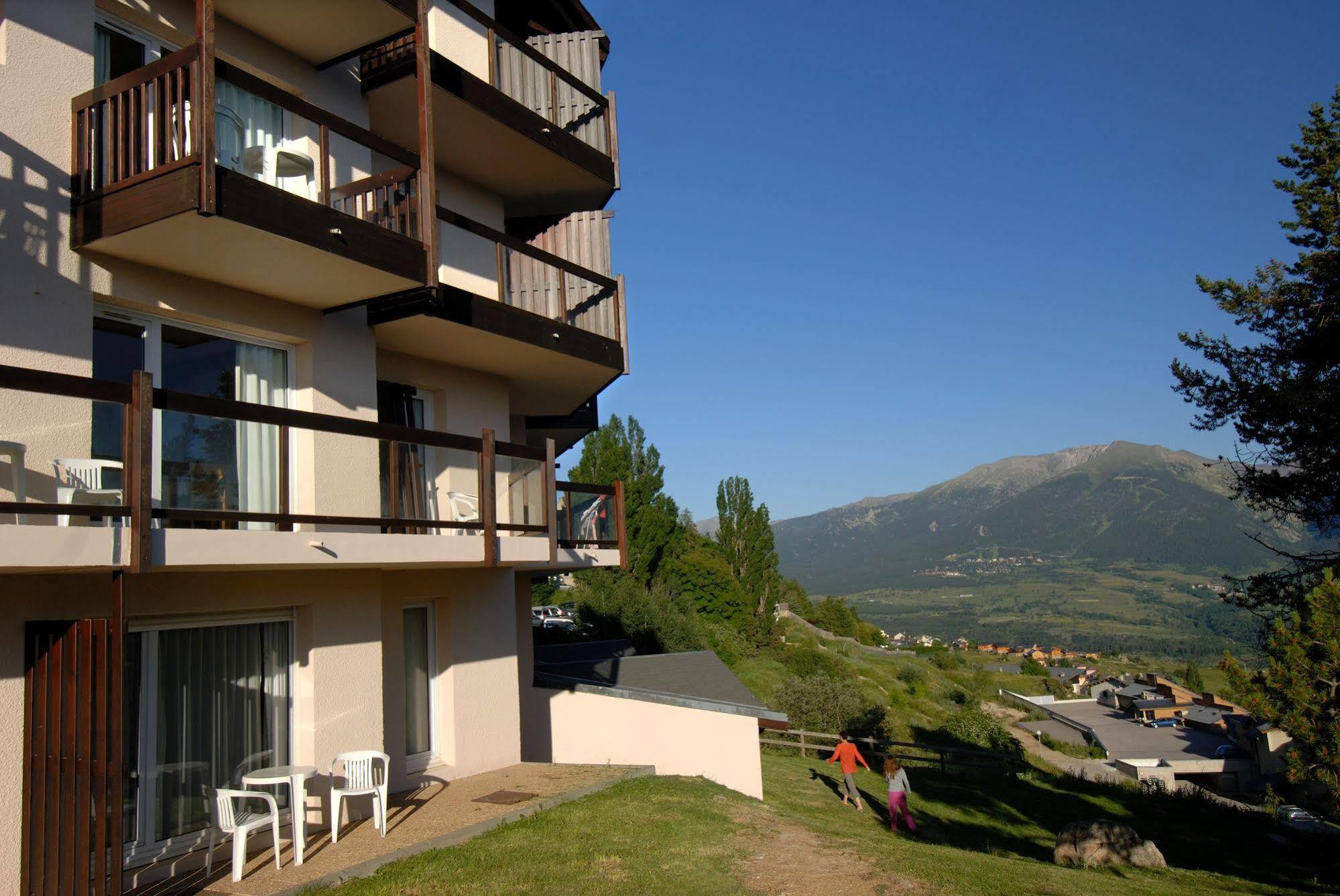Pierre & Le Pedrou Aparthotel 3*